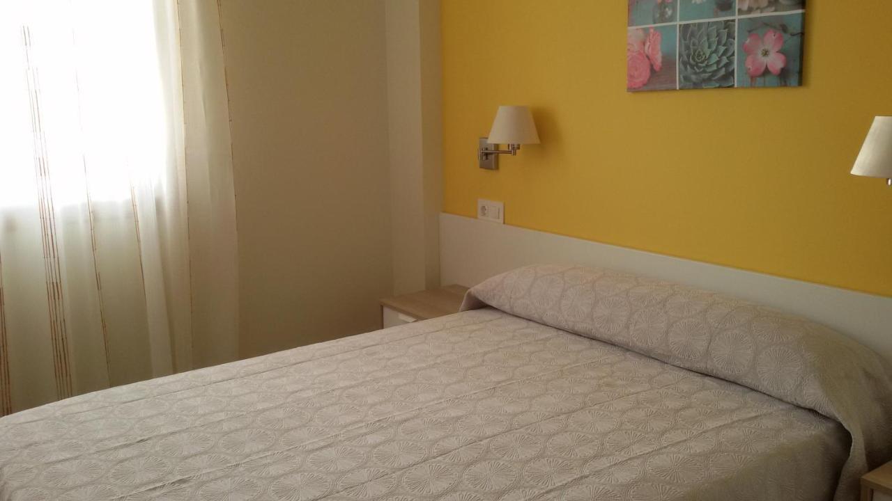 Hostal Restaurante Rancheiro Vigo Ngoại thất bức ảnh