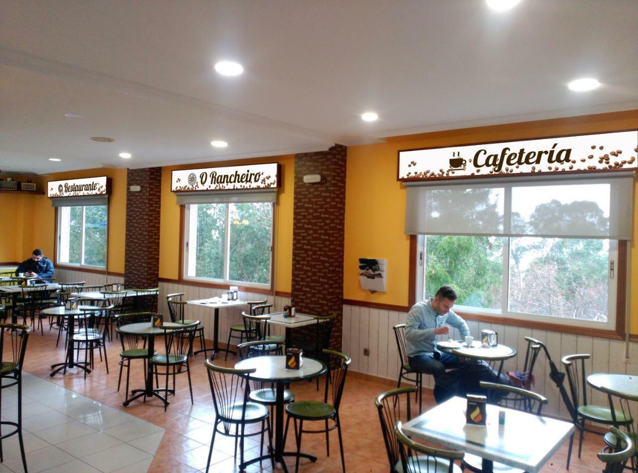 Hostal Restaurante Rancheiro Vigo Ngoại thất bức ảnh